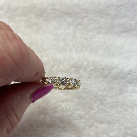 Eternity Band Ring - Picture 3 of 8